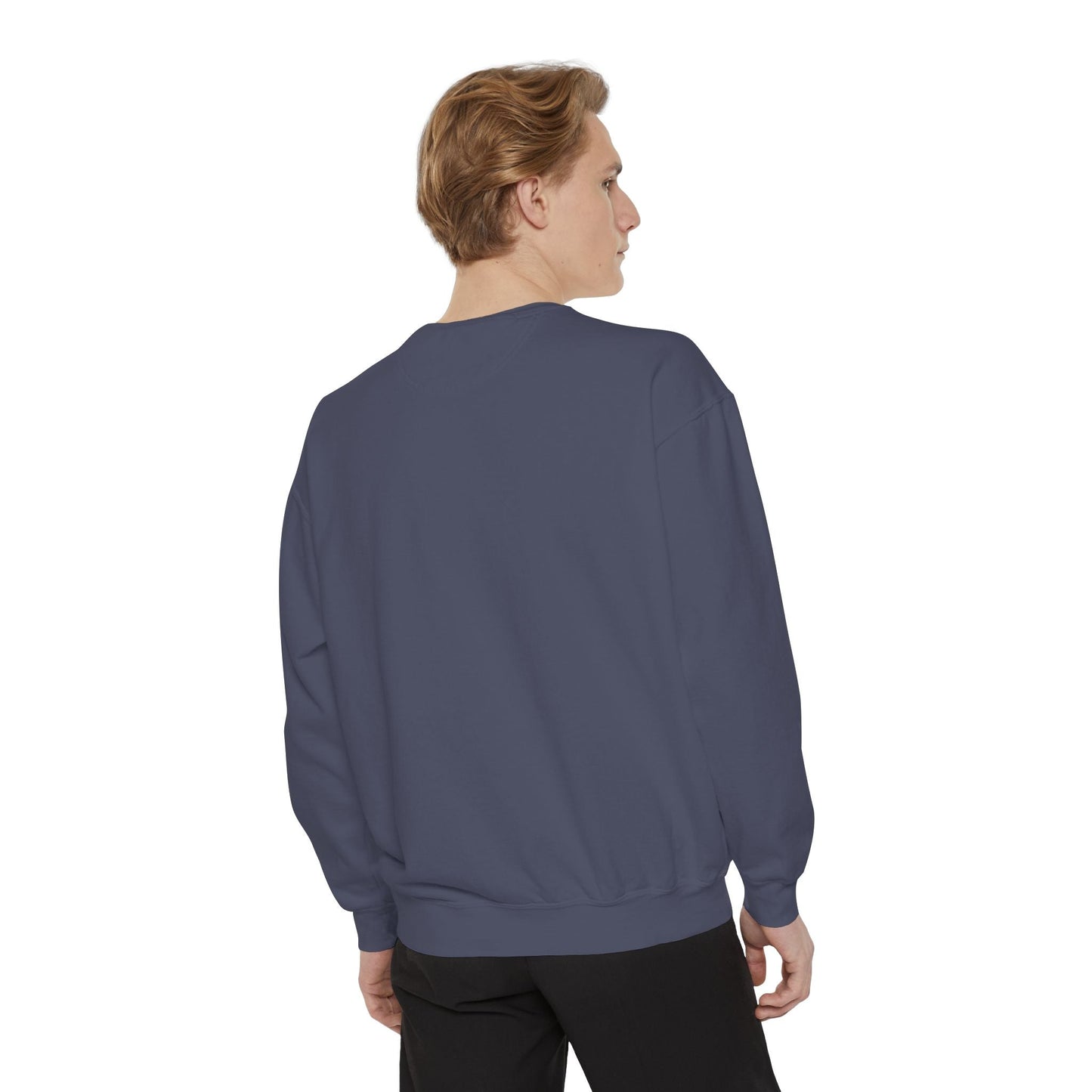 Unisex garment-dyed sweatshirt in heavyweight cotton blend with relaxed fit and streetwear style