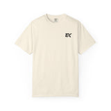 Unisex garment-dyed heavyweight cotton t-shirt with vintage finish and streetwear style